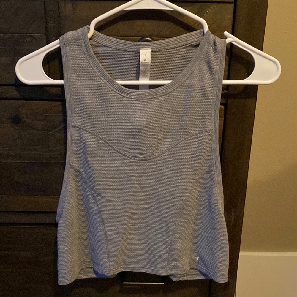 Cropped Barry’s tank